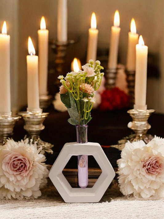 Hexagon mit Reagenzglas